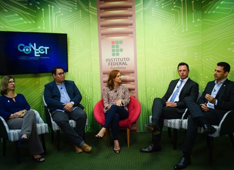 HR Digital realiza transmissão de talk show sobre PDI do Ifro